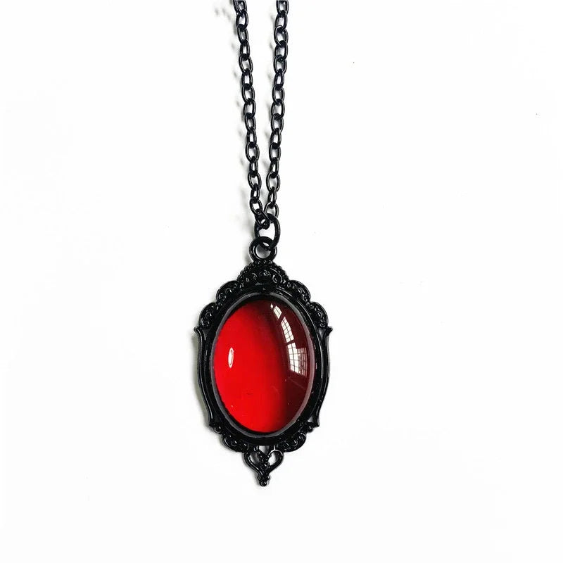 Goth Vintage Red Black Quartz Crystal Cameo Pendant Necklace Christmas Gift For Women Friends New Fashion Jewelry