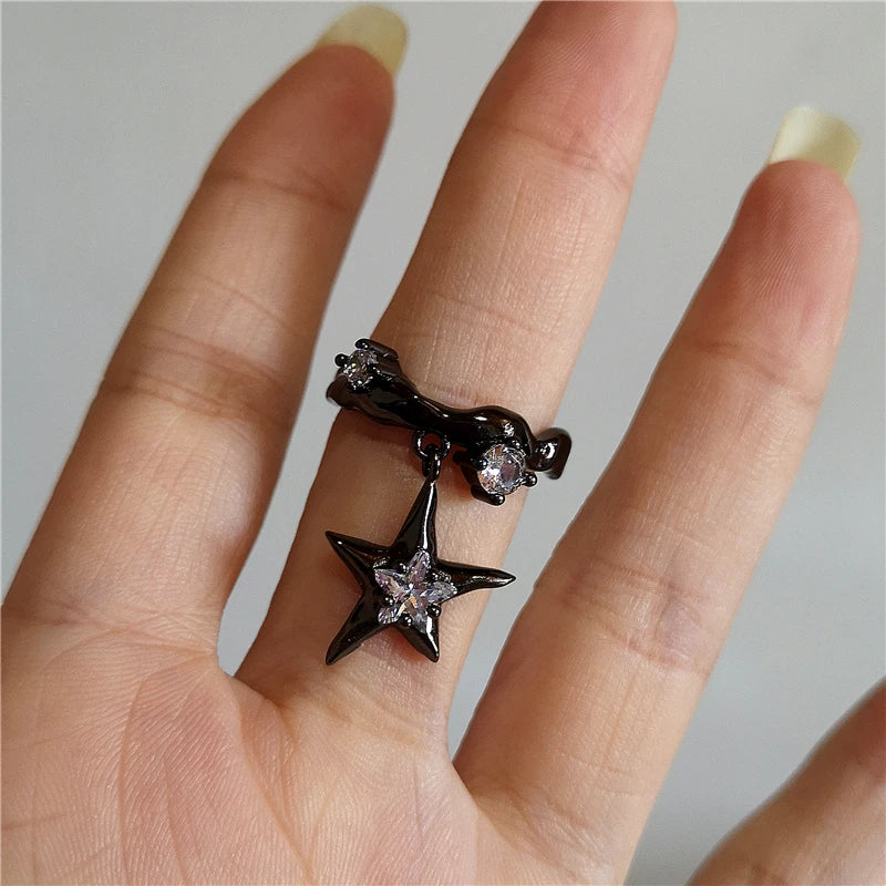 Vintage Goth Thorny Rose Couple Rings For Men Women Charm Irregularity Opening Stainless Steel Finger Ring Jewelry