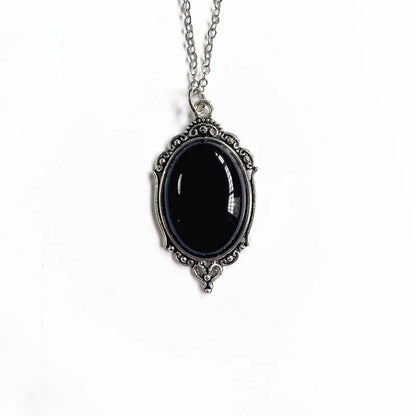 Goth Vintage Red Black Quartz Crystal Cameo Pendant Necklace Christmas Gift For Women Friends New Fashion Jewelry