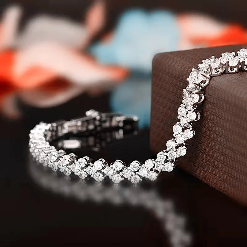 Luxury Roman Crystal Geometric Chain Bracelets for Women Trendy 2024 Goth Full Rhinestone Charm Bangles Wed Jewelry Accessories