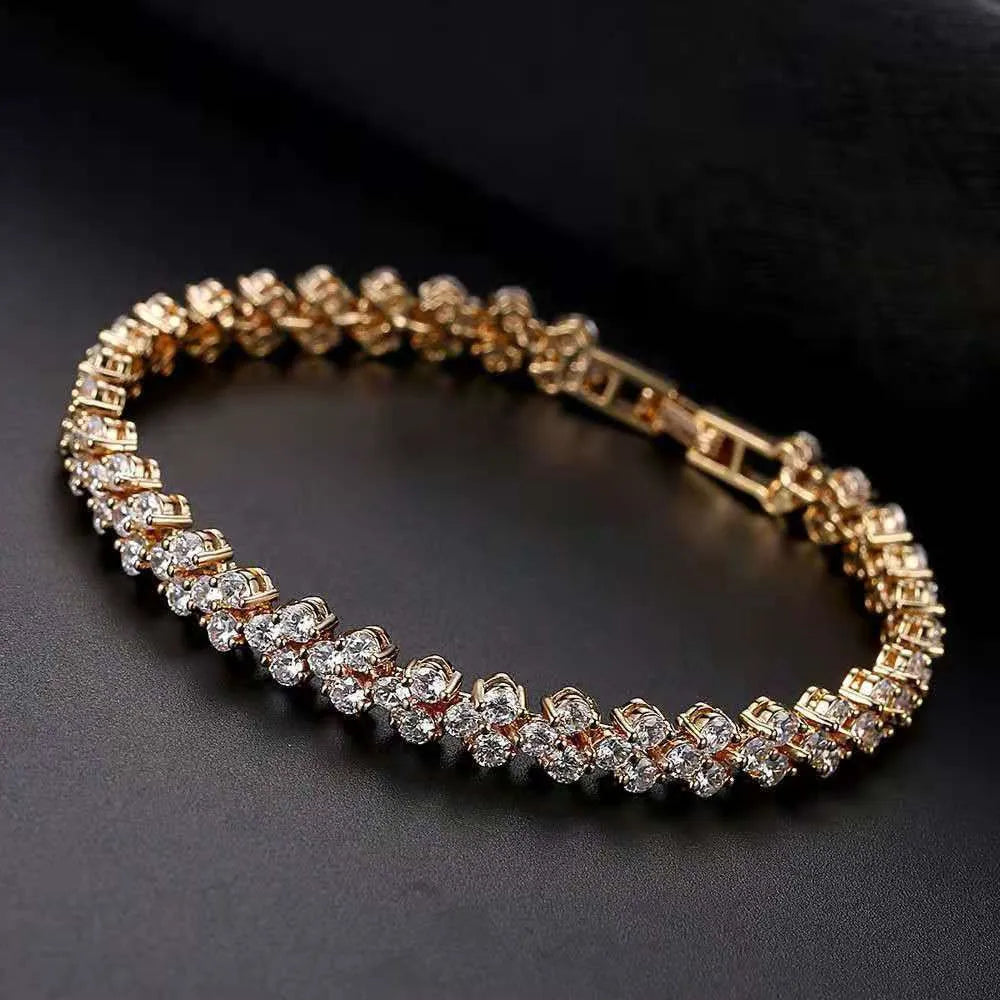 Luxury Roman Crystal Geometric Chain Bracelets for Women Trendy 2024 Goth Full Rhinestone Charm Bangles Wed Jewelry Accessories