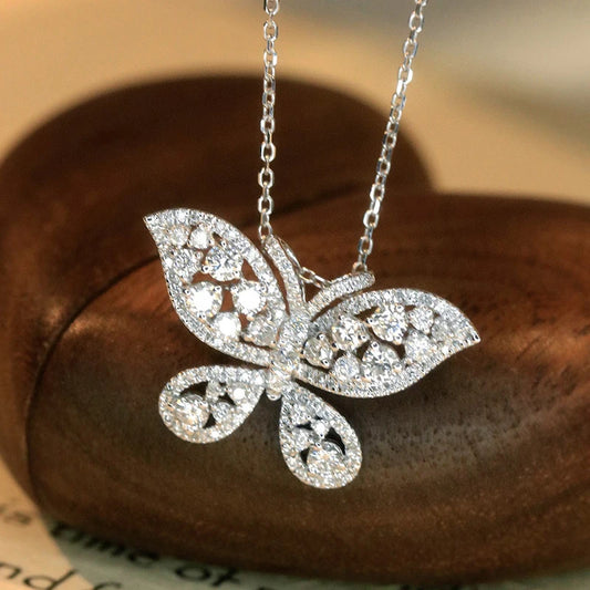 Aazuo Luxury 18K Orignal White Gold Real Diamonds 0.88ct butterfly Necklace Gifted for Women Senior Banquet Wedding Party Au750