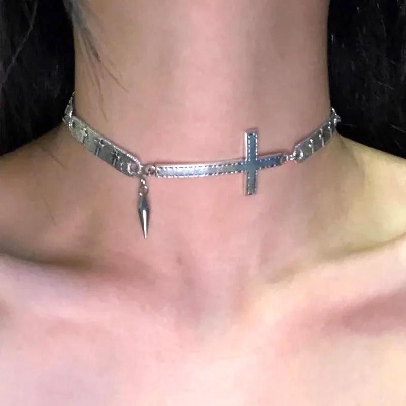 Punk Jewelry Spliced Cross Rivet Necklace Grunge Rock Cool Accessories Cool Necklace Women Goth Fashion Choker