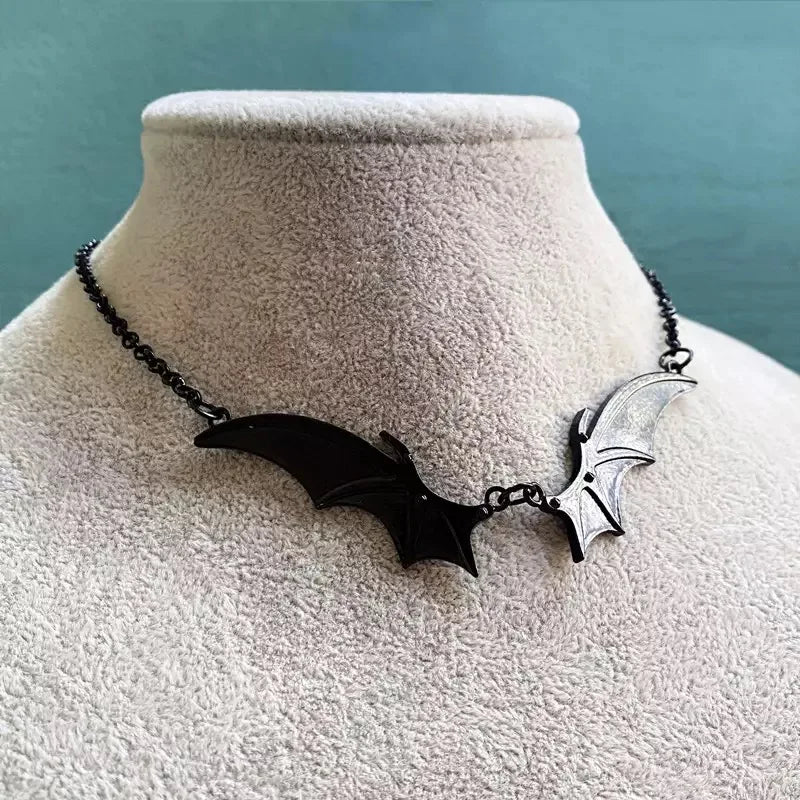 Goth Vampire Vintage Bat Wings Pendant Choker Necklace Christmas Witchy Gift For Women Best Friends New Fashion Jewelry