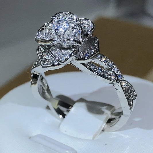 925 Sterling Silver InterTwined Three-Dimensional Rose Ring White Zircon Full Diamond Ring Ladies Temperament Elegant Jewelry