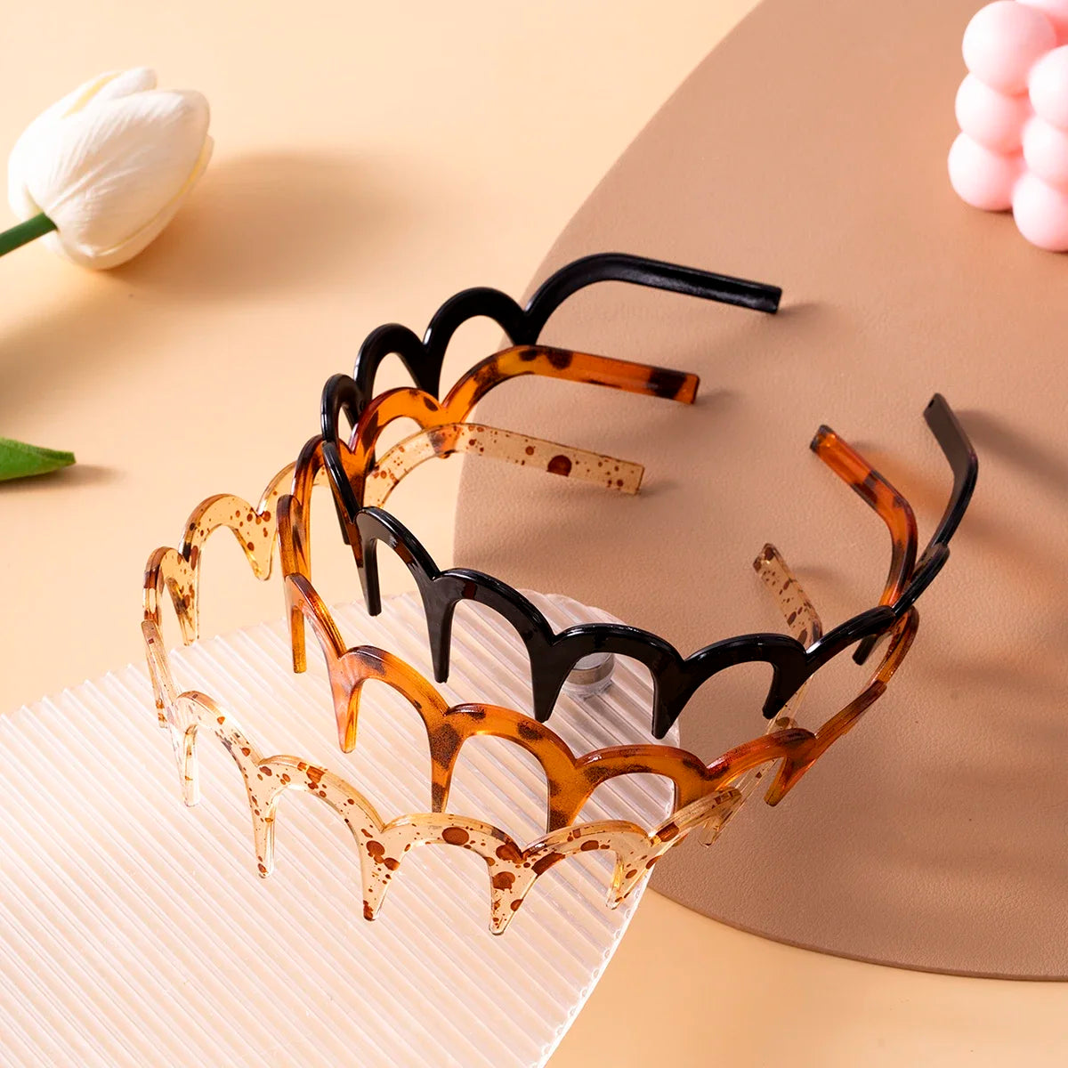 1pcs Women Hair Comb Non-Slip Headband Plastic U Shape Hair Hoops Fixed Teeth Fluffy Top Hair Bands Headwear Hair Accessories